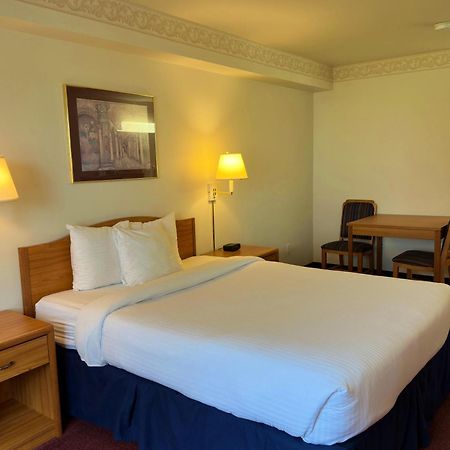 Peppermill Empress Inn Centralia Zewnętrze zdjęcie