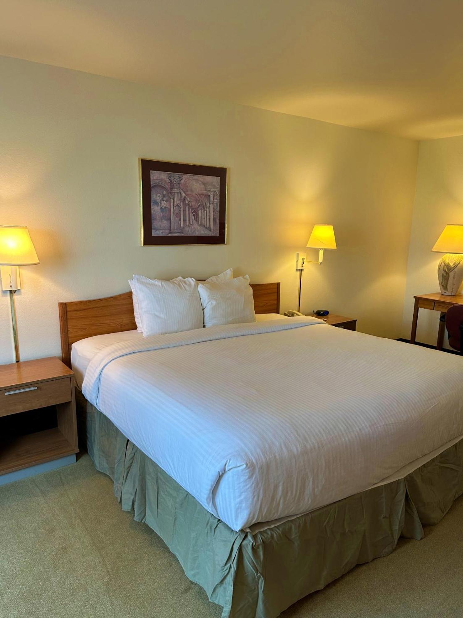 Peppermill Empress Inn Centralia Zewnętrze zdjęcie