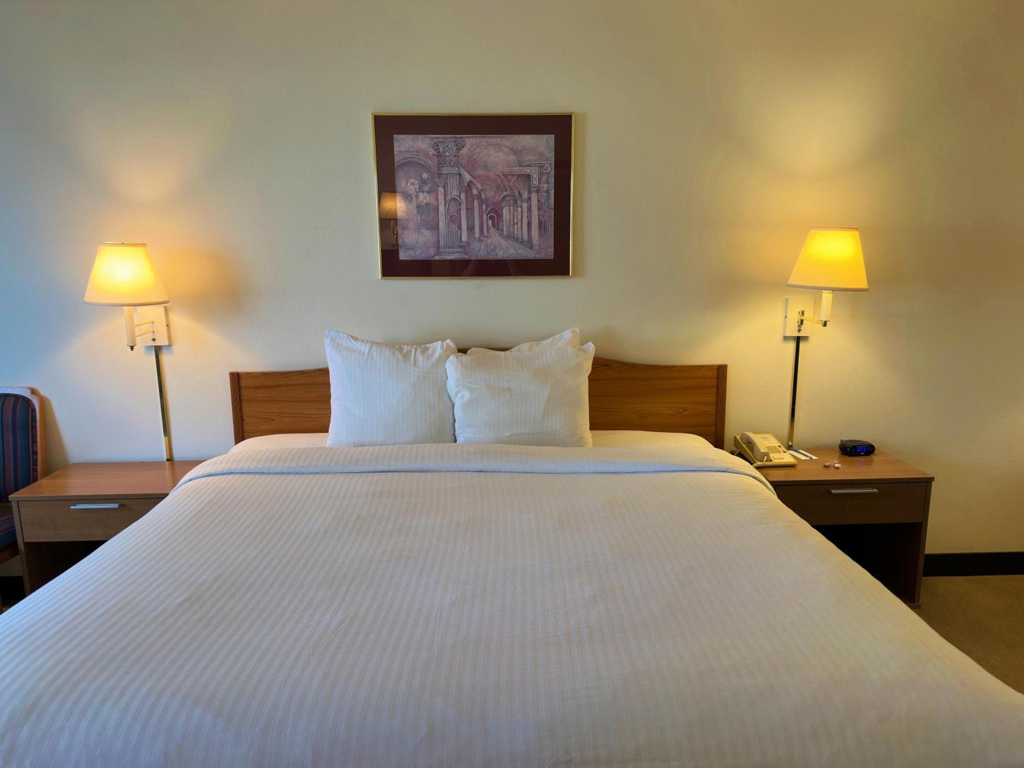Peppermill Empress Inn Centralia Zewnętrze zdjęcie