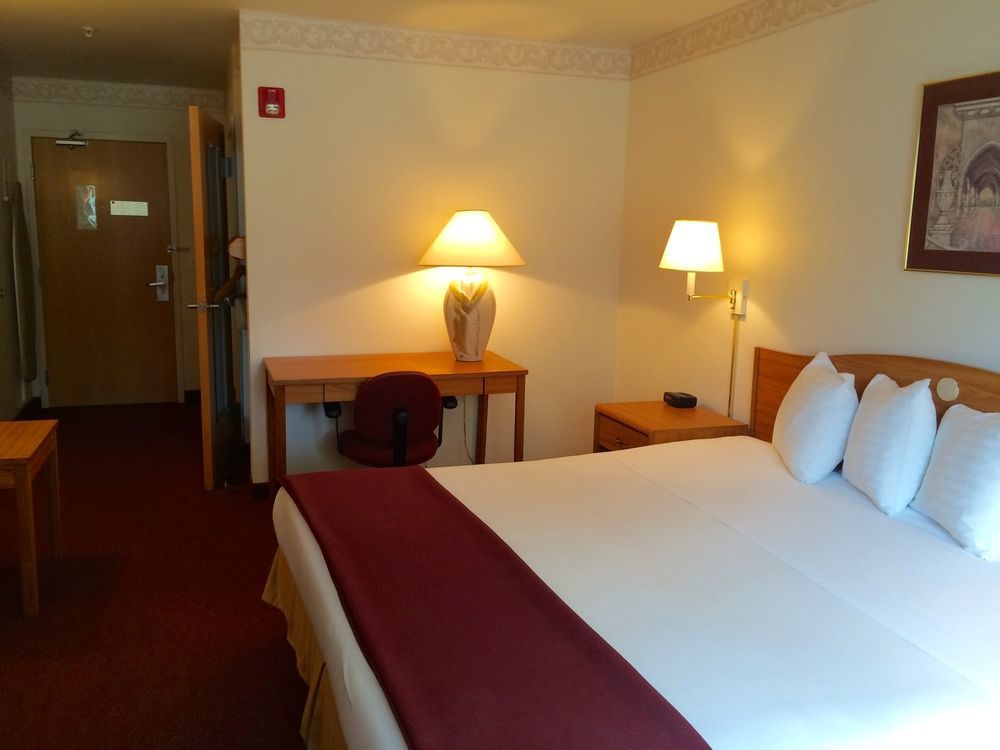 Peppermill Empress Inn Centralia Zewnętrze zdjęcie