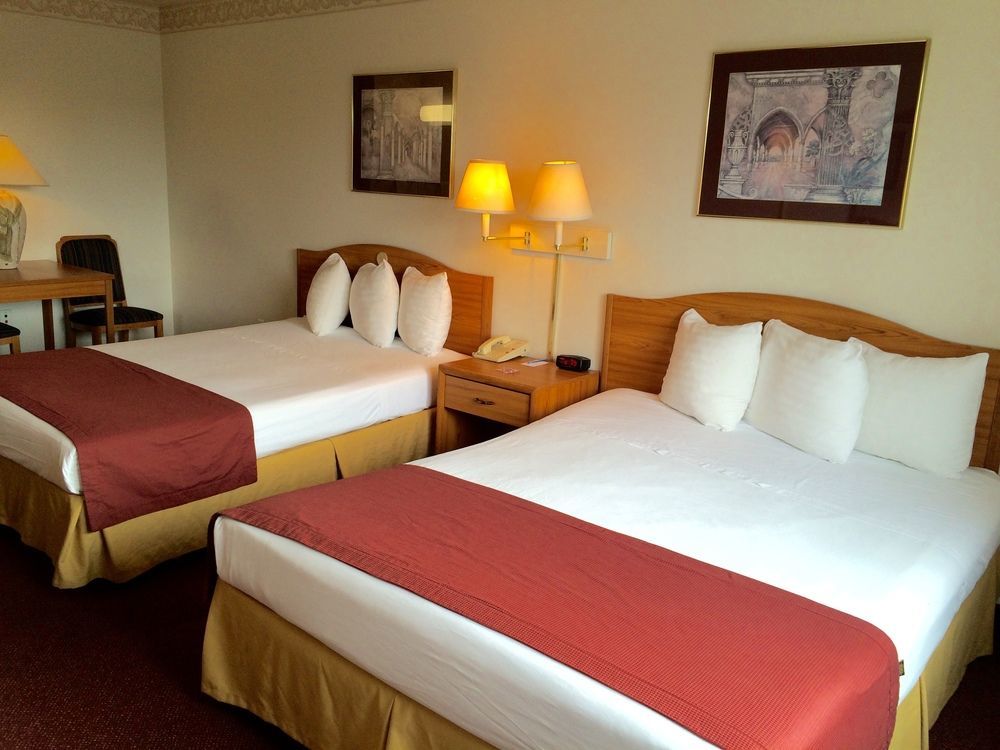 Peppermill Empress Inn Centralia Zewnętrze zdjęcie