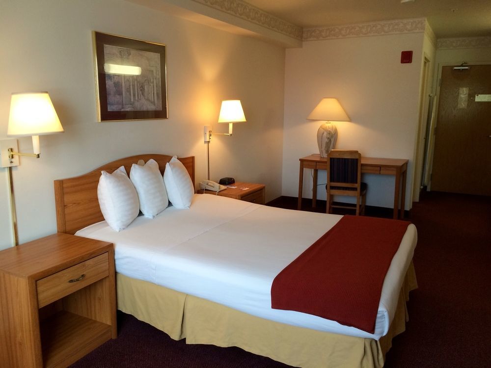Peppermill Empress Inn Centralia Zewnętrze zdjęcie
